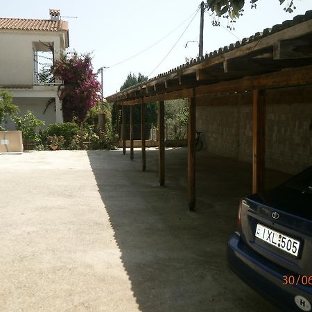 Ioannis Avrades Apartments อาเยียกาโบส ภายนอก รูปภาพ