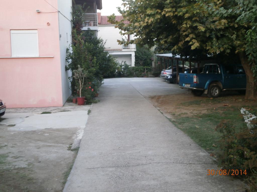 Ioannis Avrades Apartments อาเยียกาโบส ภายนอก รูปภาพ