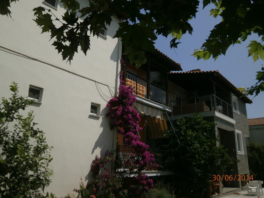 Ioannis Avrades Apartments อาเยียกาโบส ภายนอก รูปภาพ