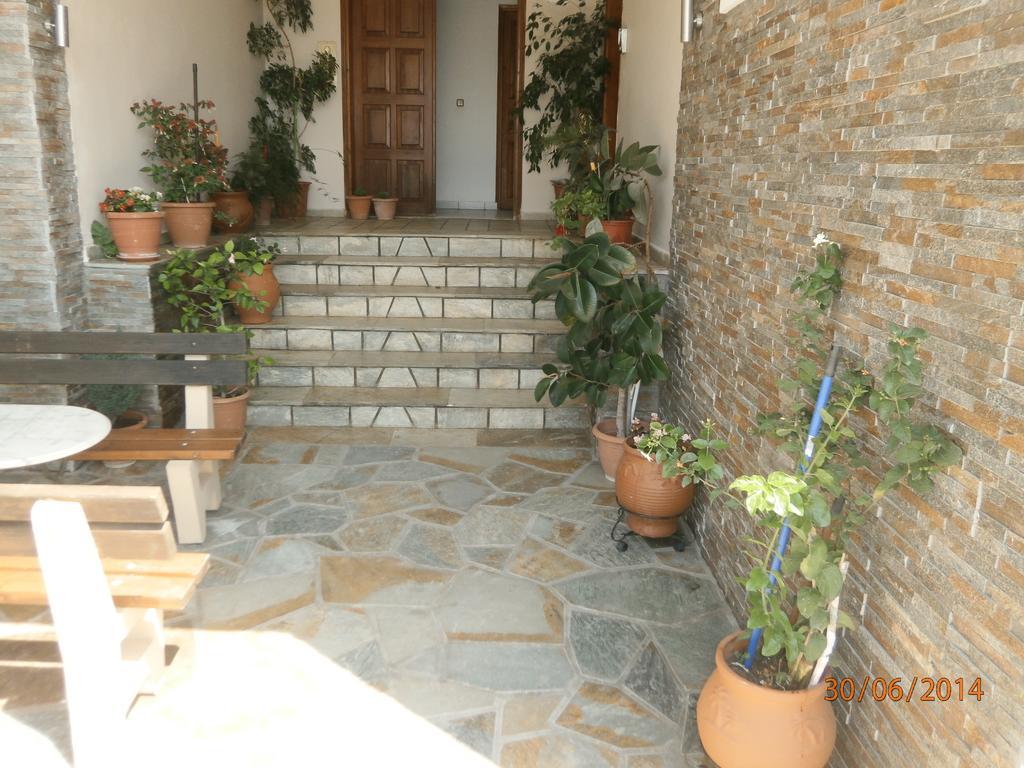Ioannis Avrades Apartments อาเยียกาโบส ภายนอก รูปภาพ