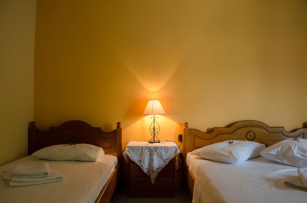 Ioannis Avrades Apartments อาเยียกาโบส ภายนอก รูปภาพ