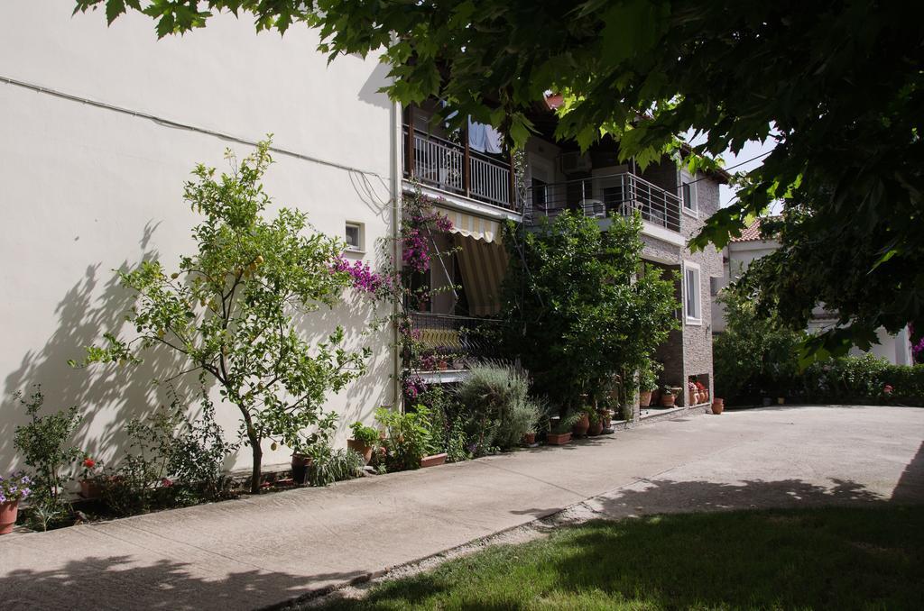 Ioannis Avrades Apartments อาเยียกาโบส ภายนอก รูปภาพ