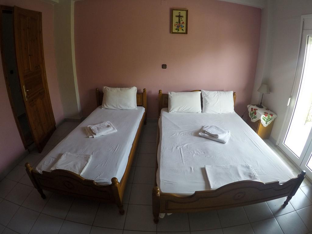 Ioannis Avrades Apartments อาเยียกาโบส ภายนอก รูปภาพ